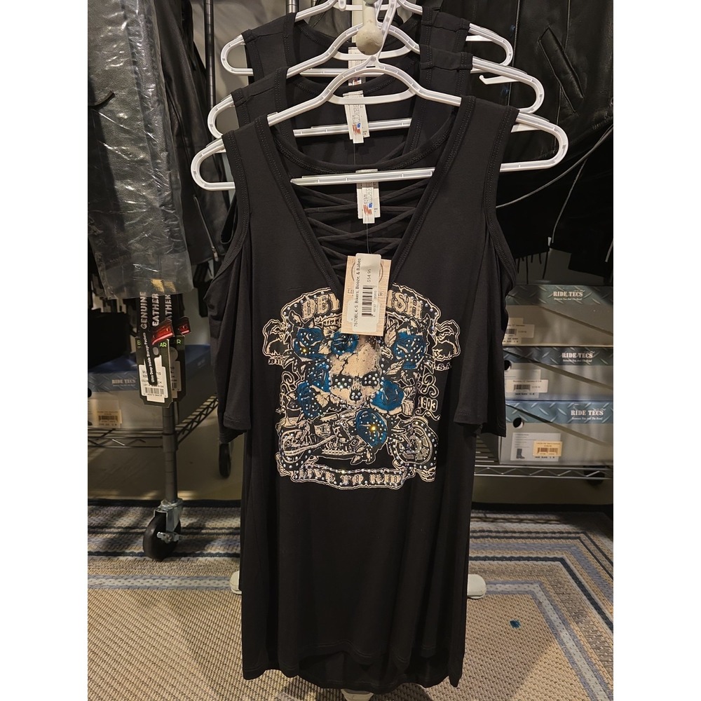 Liberty Wear Women's Embellished Cold Shoulder 3/4 Sleeve Motorcycle Skull Shirt